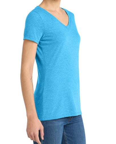 <h2>Ultralight V-neck</h2><h4>Tri-blend fabrics</h4>